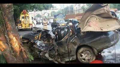 Five die in a road mishap at Vile Parle, Mumbai