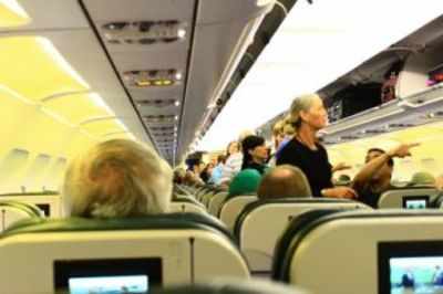 Mocktale: Airline bans passenger who did not jump out of his seat to reach for his luggage as soon as the flight landed