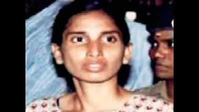 Nalini seeks NCW intervention for her release