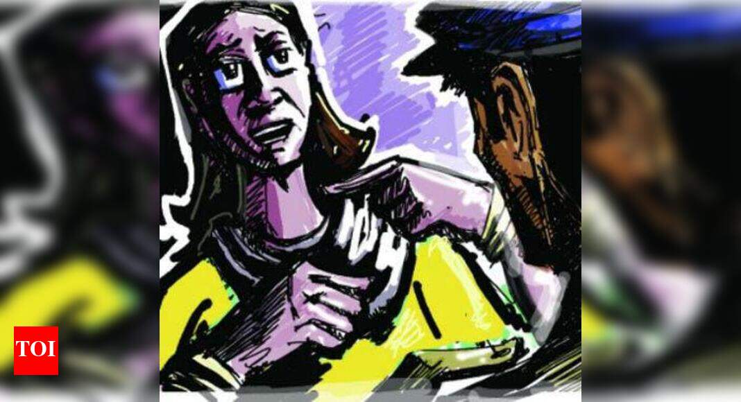 Drunk Bengaluru girl assaults cops in Tamil Nadu, arrested | Chennai ...
