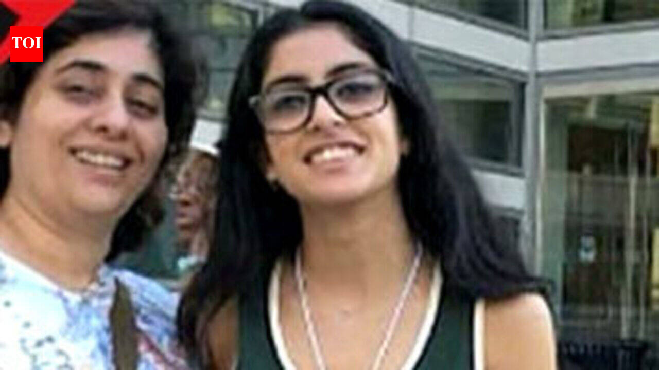 Watch: Navya Naveli’s geeky avatar