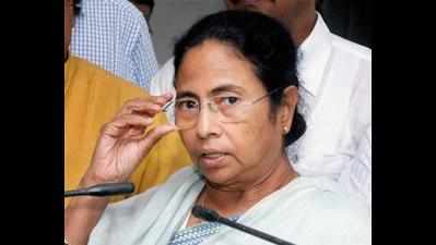 Mamata flays CPM, Cong leaders hindering teachers' recruitment in Bengal