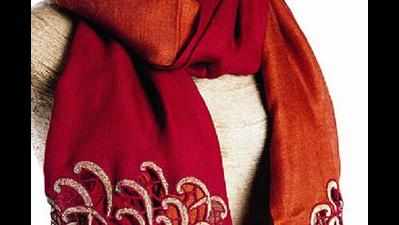Traditional motifs give stoles new look