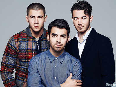Nick, Joe Jonas get matching tattoos