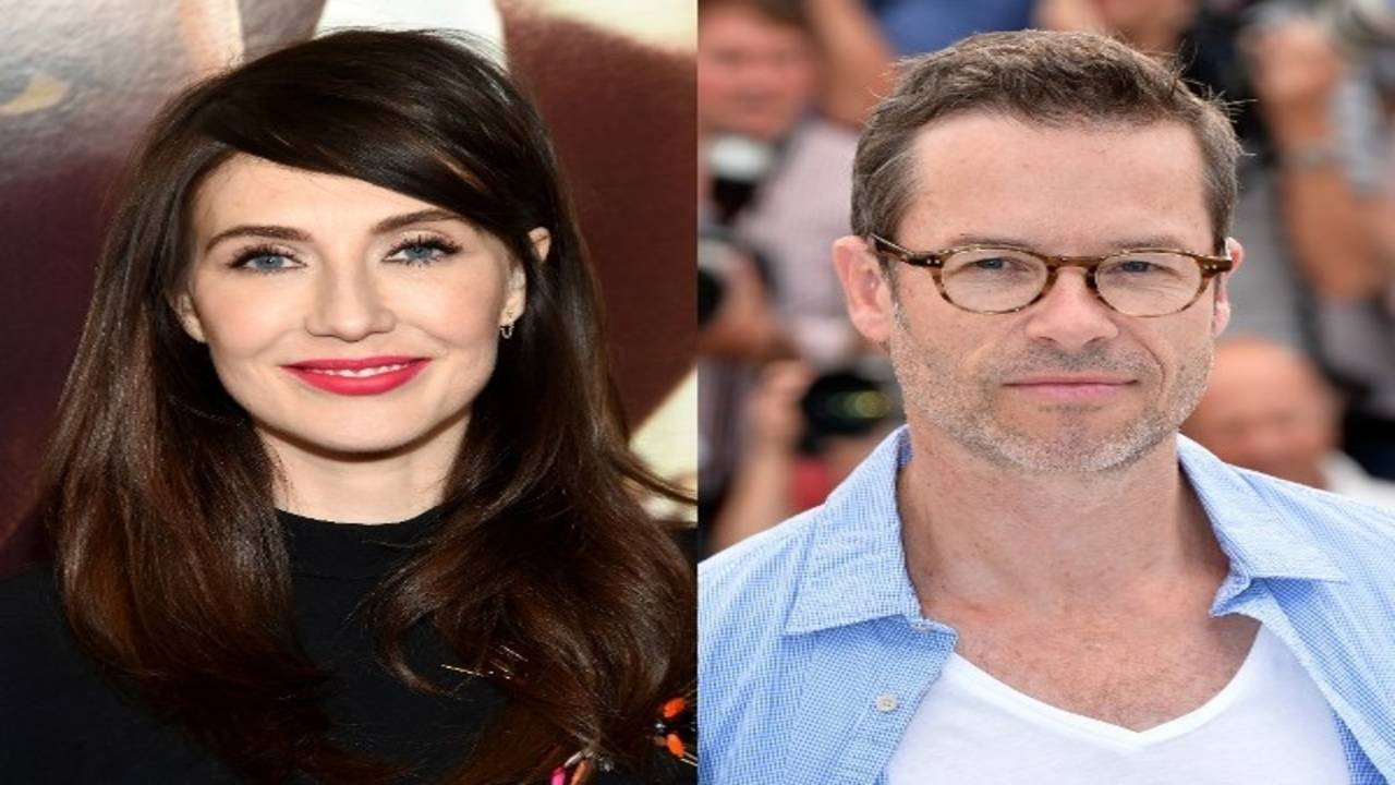 Guy Pearce, Carice Van Houten welcome first child | English Movie News -  Times of India