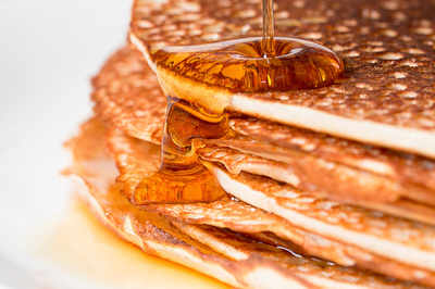 Replace sugar with healthy maple syrup