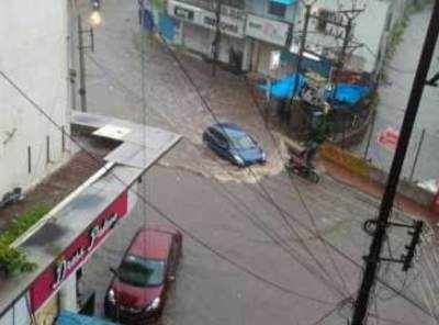 Floods in Hyderabad: 7 killed as rains batter Hyderabad, chaos on roads ...