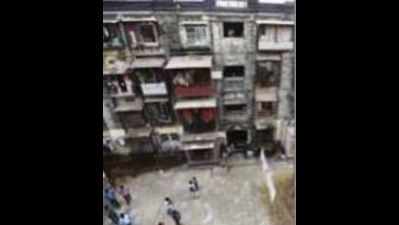 State keen to start BDD chawls revamp by Dec