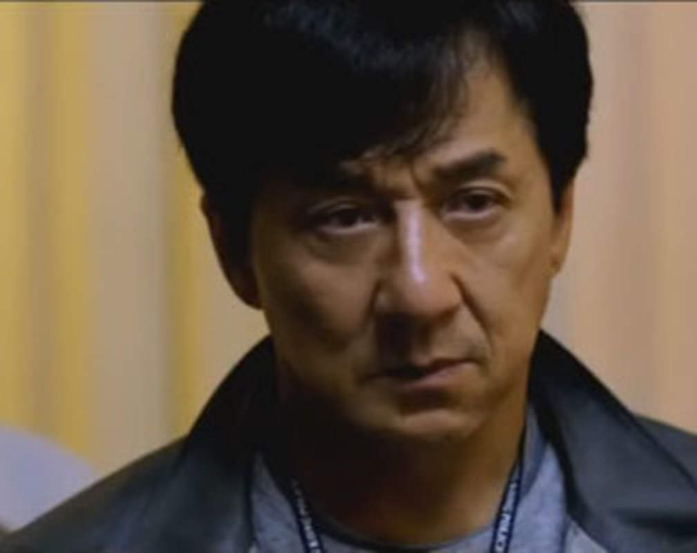 
Skiptrace 2016: New official trailer

