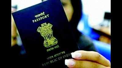 Lankan detained with fake Indian passport
