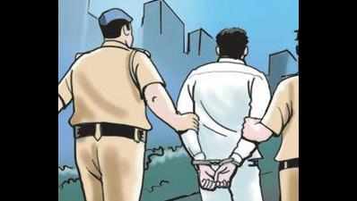 Five booked for cheating textile trader of Rs 18.95 lakh