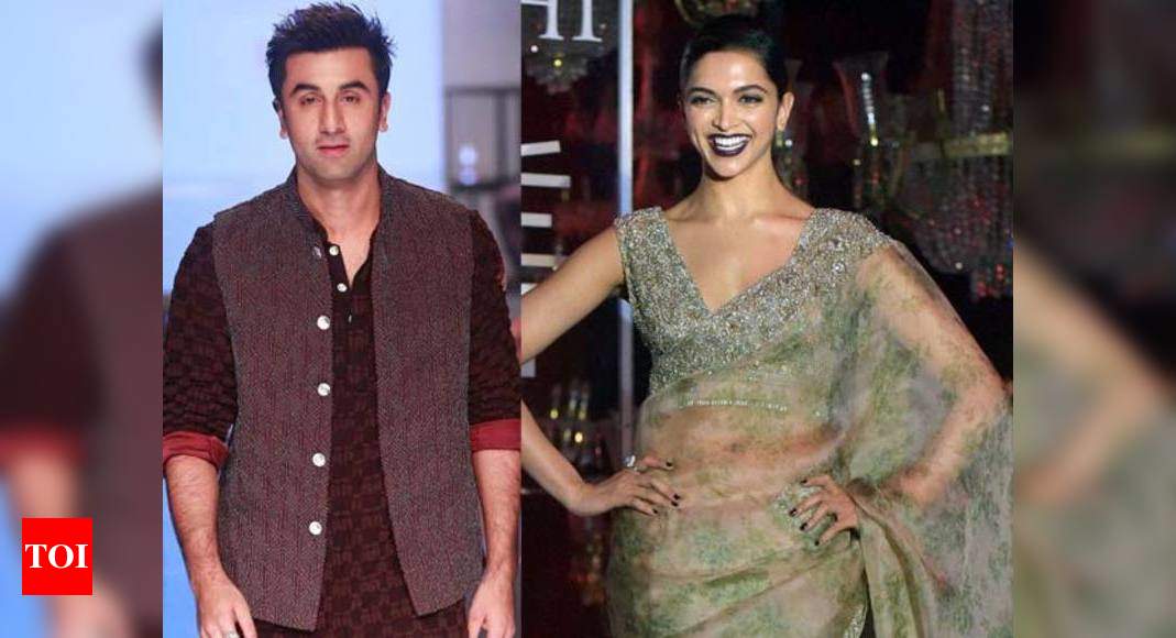 Deepika Padukone And Ranbir Kapoor Spotted Together | Hindi Movie News ...