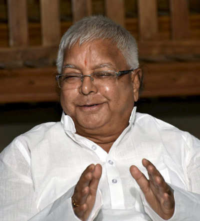 Lalu takes a dig at Reliance Jio advertisement, says 'data is cheaper than atta'