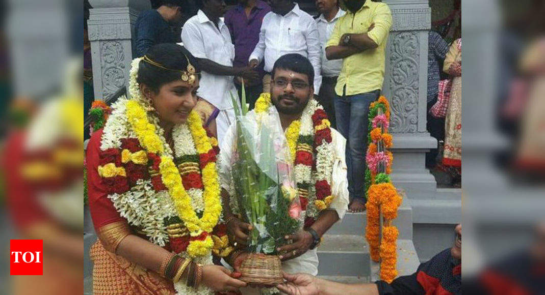 Director Raju Murugan Marries A Vj Tamil Movie News Times Of India Aandhi toofan _ full movie _ mithun chakraborty _ shatrughan sinha _ hema malini _hindi action movie ( 720 x 720 ).mp4. director raju murugan marries a vj