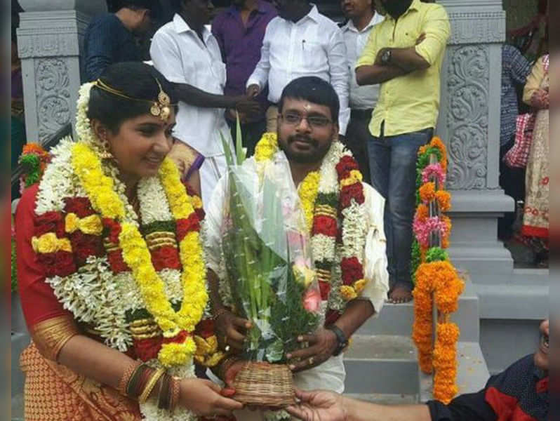 Director Raju Murugan Marries A Vj Tamil Movie News Times Of India Poslednie tvity ot hema sinha (@hemasinha06). director raju murugan marries a vj