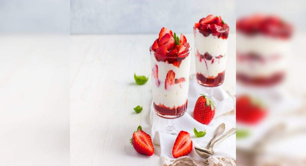 Strawberry Trifle Recipe: How to Make Strawberry Trifle Recipe ...