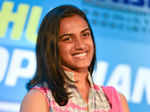 Maharashtra CM felicitates PV Sindhu, P Gopichand