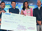 Maharashtra CM felicitates PV Sindhu, P Gopichand