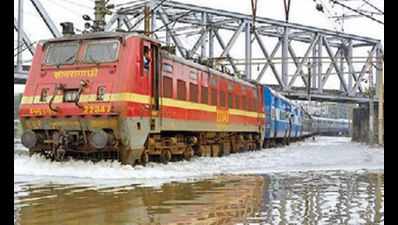 Train services in Kolkata still hit due to waterlogging