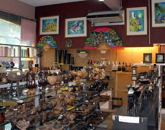 What souvenirs to buy in Langkawi