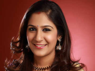 Singing with Vijay Yesudas is special, says Shweta