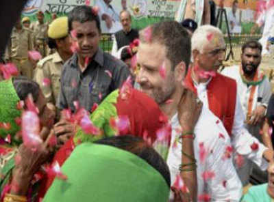 Rahul invokes Mallya to defend farmers at his 'kisan' rally in UP