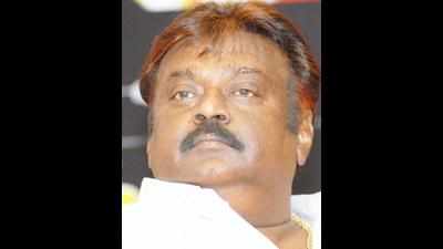 Madras HC stays defamation cases against Vijayakanth