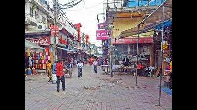Hawkers missing from Lajpat since I-Day, shoppers say might move to K-Nags, Sarojini Nagar