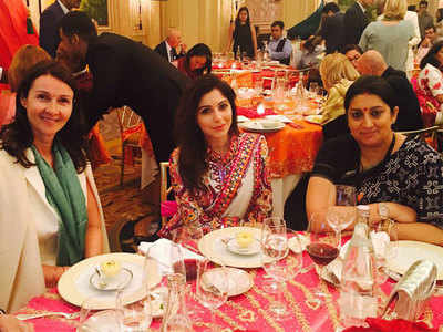 Kanika Kapoor traveled to Paris to promote Indian textiles