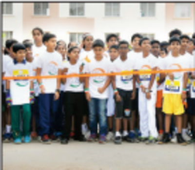Proud moment: Students take part in special run?