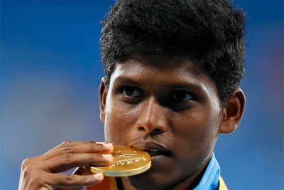 Rio gold medalist Mariyappan Thangavelu donates part of his prize money to school