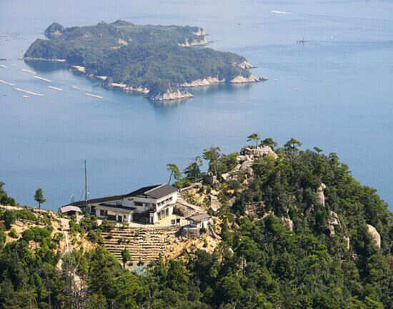 Explore Mount Misen and the Momijidani Park