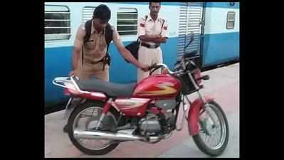 Cop with bike on train fuels fire on social media