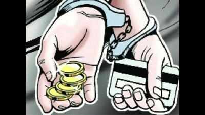 Cashier held for Rs 27 lakh fraud