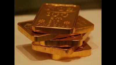 Maid held for Rs10 lakh worth gold from flat