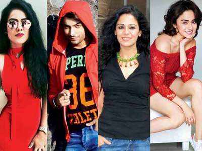 Amruta, Ssharad, Mona and Nia in Comedy Nights Bachao 2