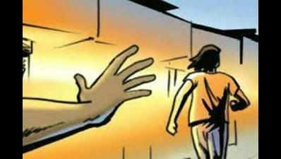 Chhattisgarh: Laxity in security at hostel, three youths molest tribal girls