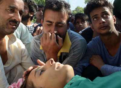 Curfew in parts of Srinagar after body of youth found