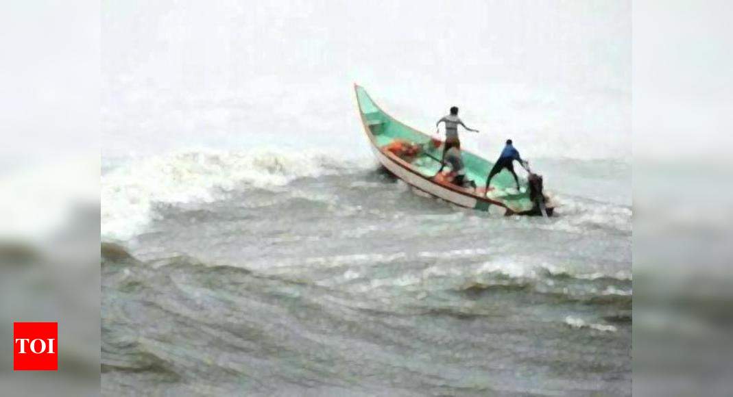 Two fishing boats sink at sea off Mumbai, no casualties