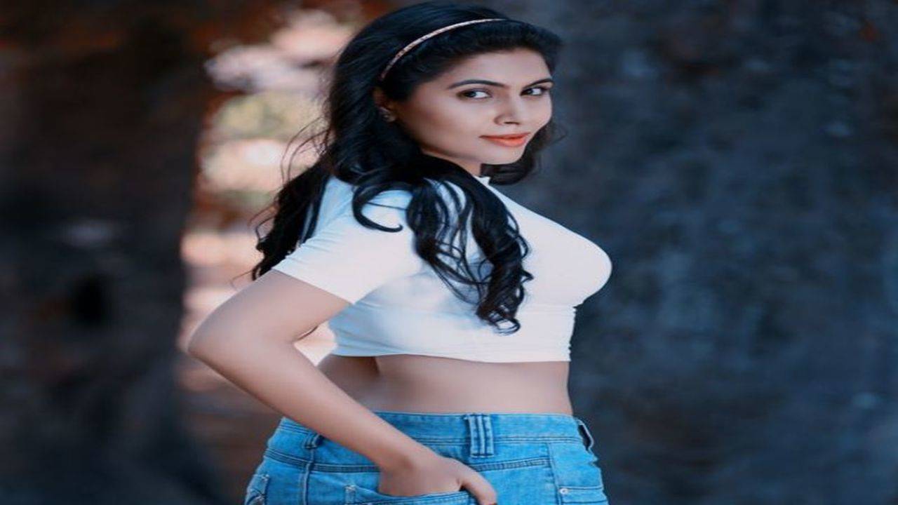 Actress' private photos leaked! | Kannada Movie News - Times of India