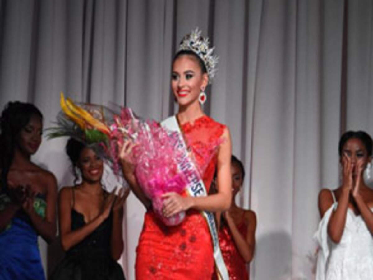 Shannon Harris crowned Miss Universe Barbados 2016