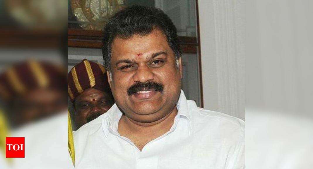 TMK leader Vasan meets DMK treasurer Stalin | Chennai News - Times of India