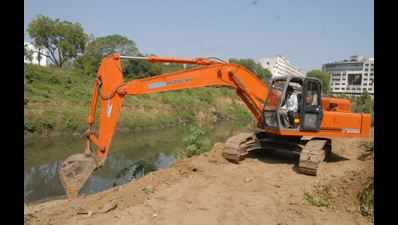 Vadodara Municipal Corporation considers draining Sursagar