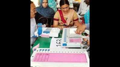 Nearly 25L in dist to vote in local polls