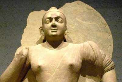 Australia returns stolen ancient artefacts to India