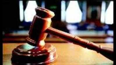 HC panel to probe lawyers-judge row
