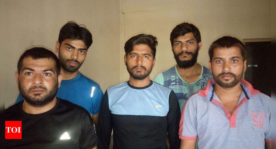 Five shooters of Sunder Bhati gang held after gunfire | Noida News ...