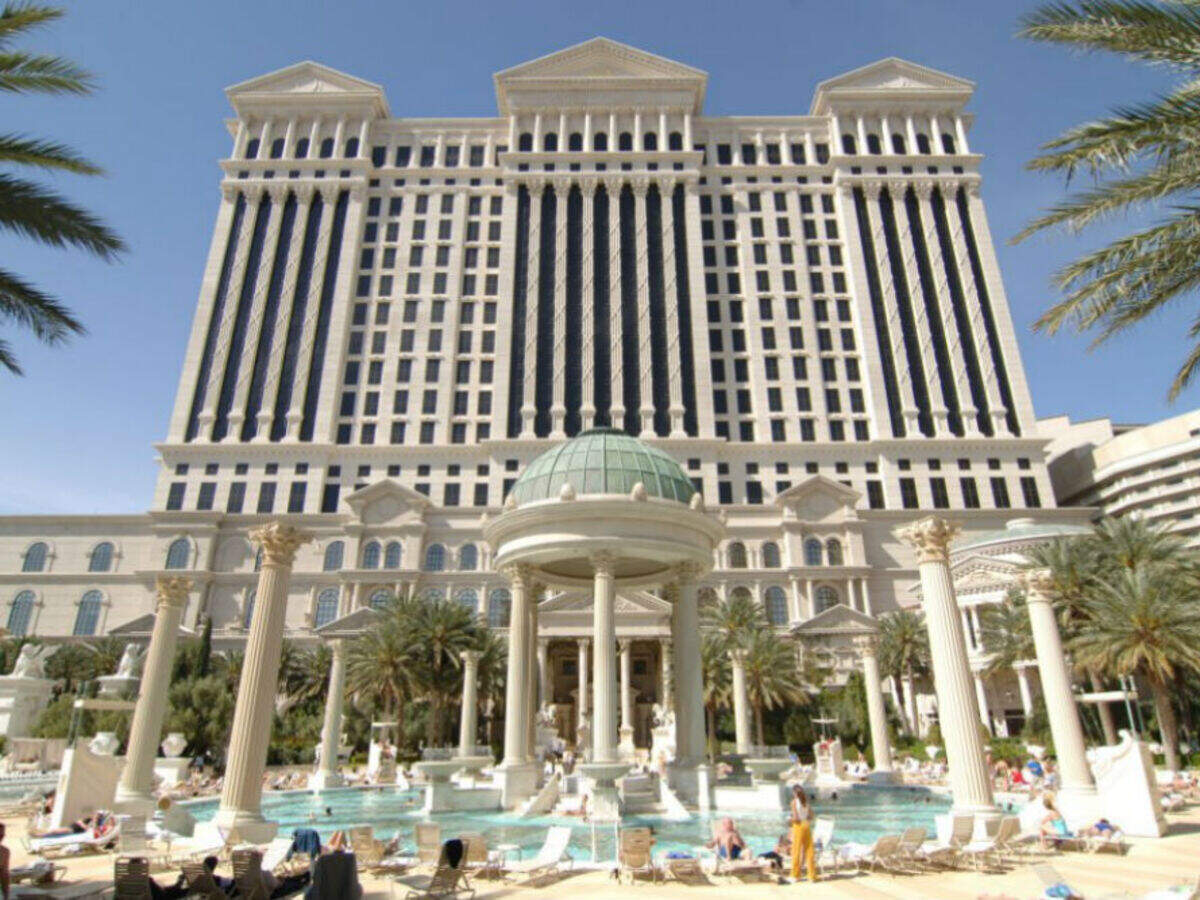 Top 10 Pools In Las Vegas Best Pools In Las Vegas Times of India Travel