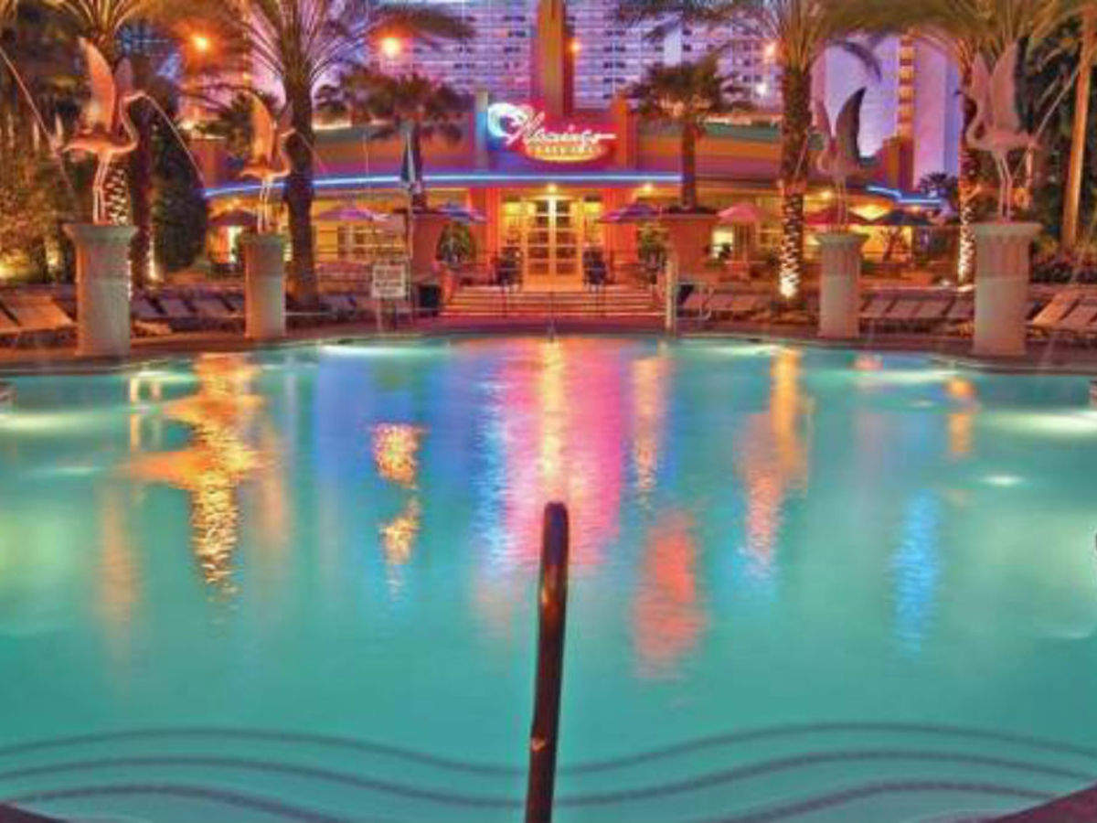 Pool at Flamingo - Las Vegas  Flamingo las vegas, Vegas vacation