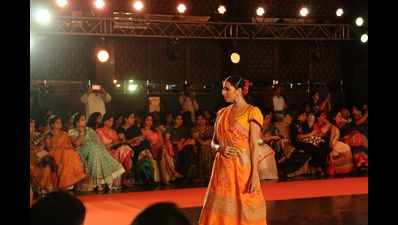 India’s finest weaves on a Hyderabadi ramp